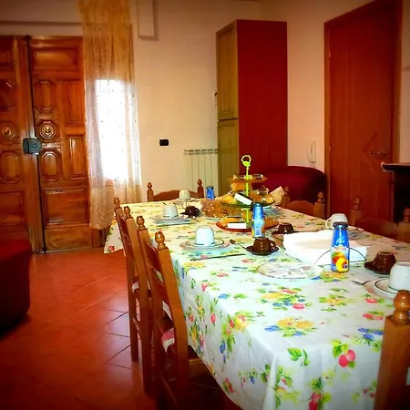 Casa Scrivo לינה וארוחת בוקר *